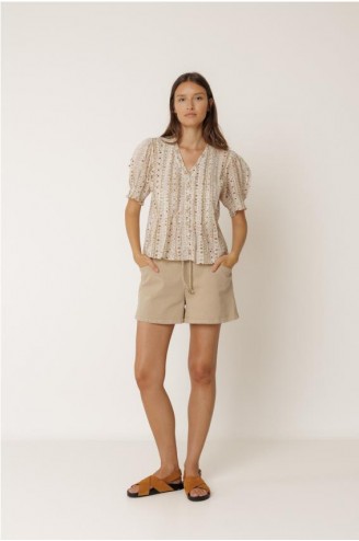 INDI COLD BLUSA ESTAMPADO...