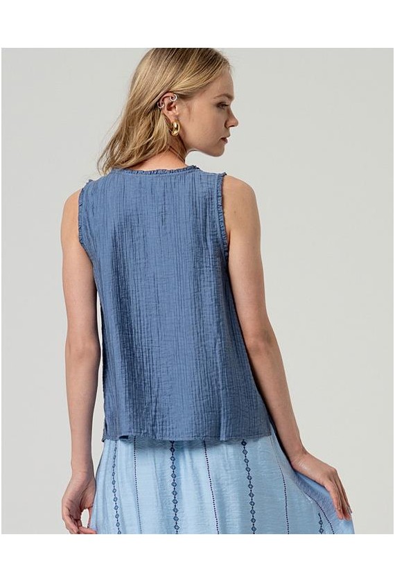 BLUSA SIN MANGAS CON MINIVOLANTE...