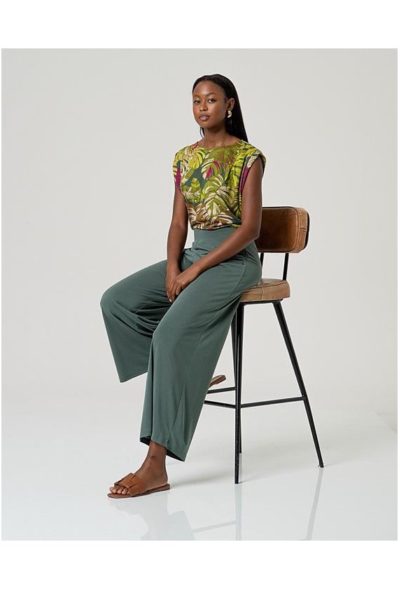 Pantalon Surkana punto corte recto...