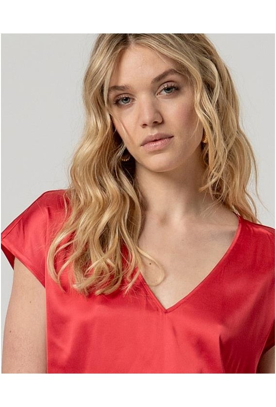 Blusa Surkana raso manga caida...