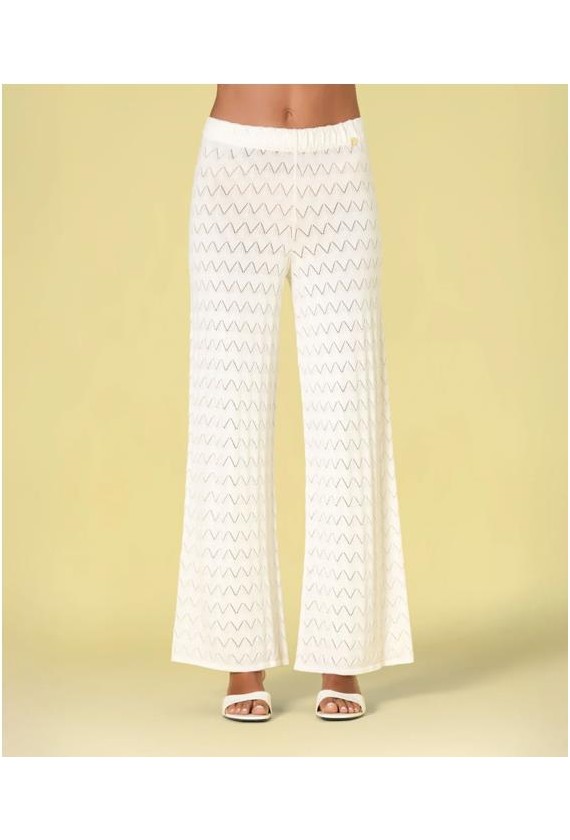 Pantalon punto Ruga detalle calado...