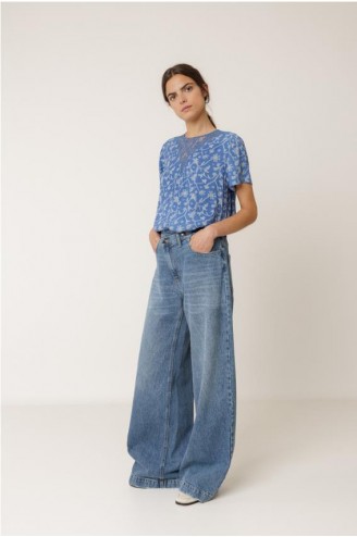 Blusa Indi Cold estampado...