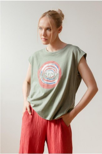 Camiseta estampado huracan...