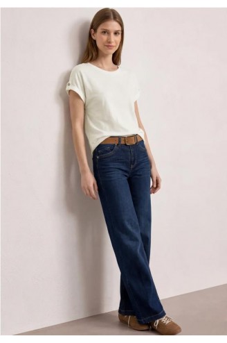 Camiseta adorno boton...